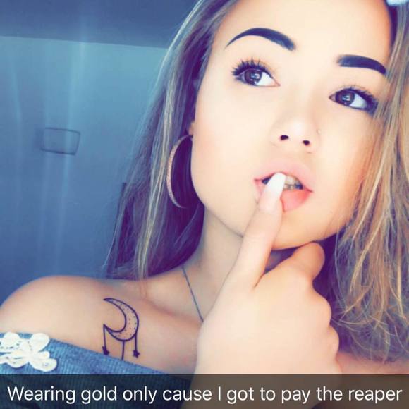 Meet your Posher, Haley - Picture 1 of 1